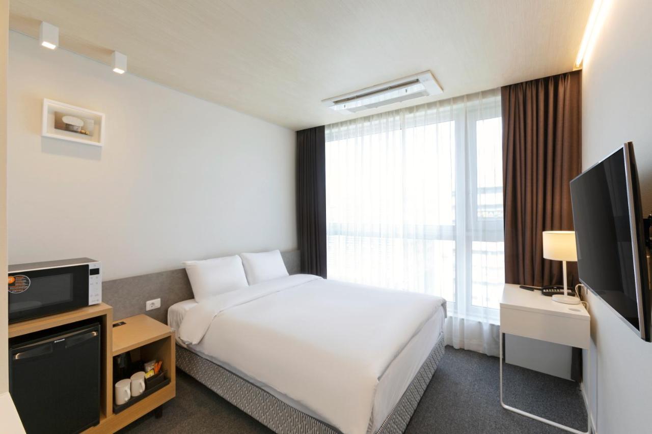 Grand City Hotel Changwon Exterior foto