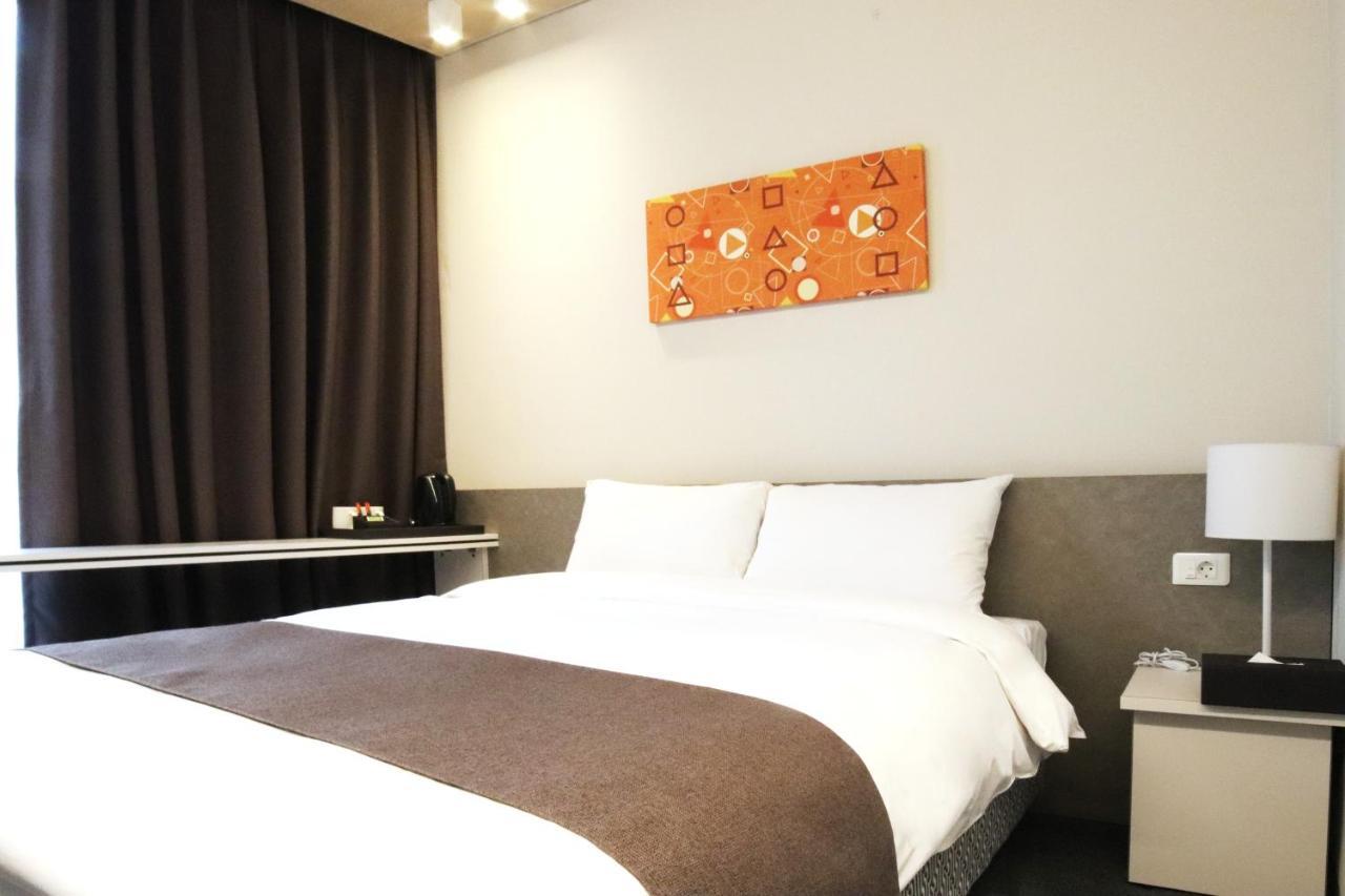Grand City Hotel Changwon Exterior foto